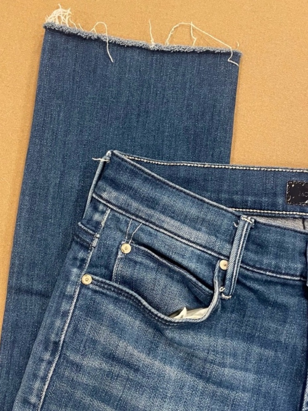 MOTHER Denim jeans mid rise dazzler crop fray squeeze it size 27 - Picture 4 of 12
